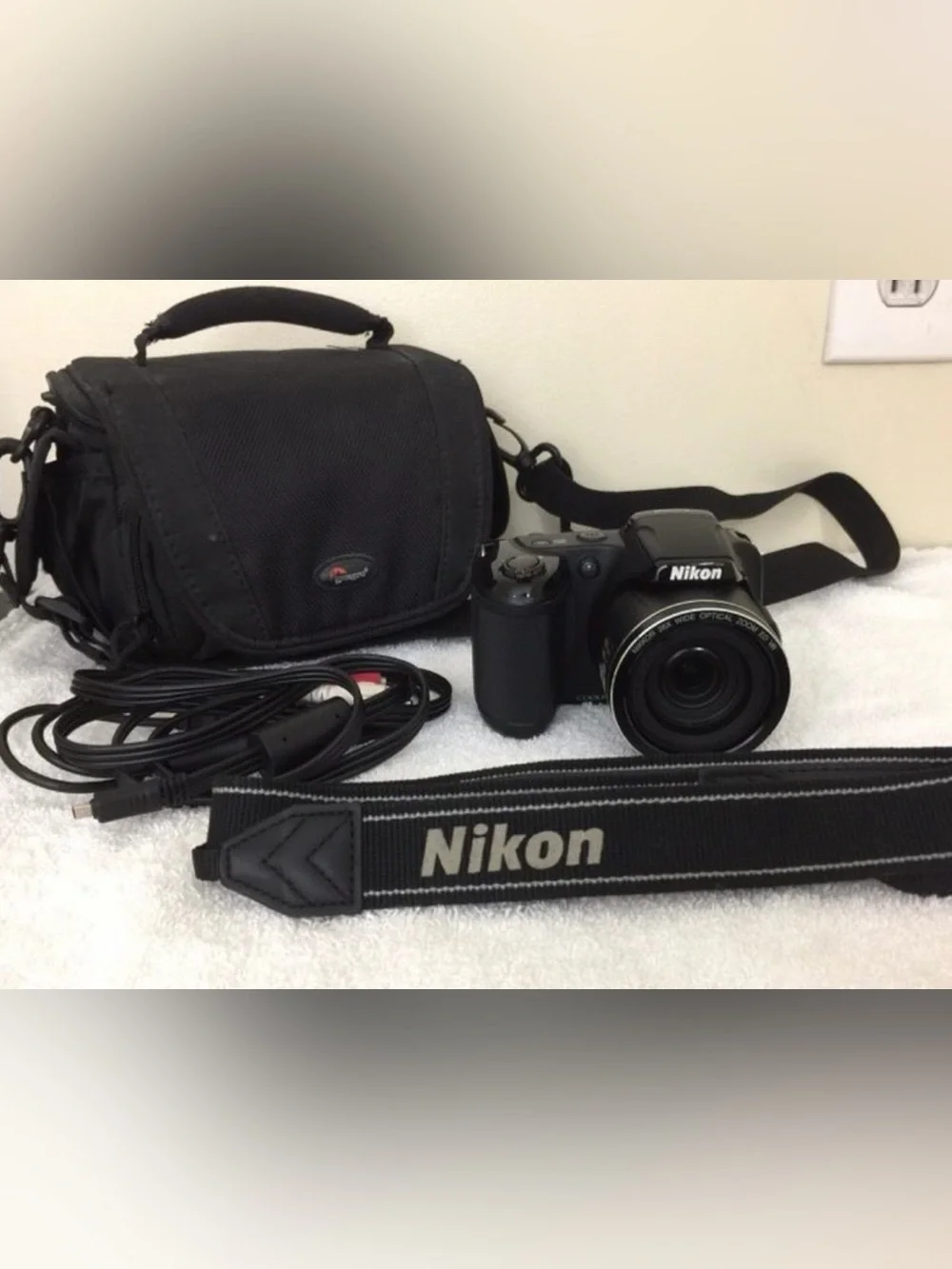 Nikon Coolpix B500 16.0 MP Compact Digital Camera - 1080p